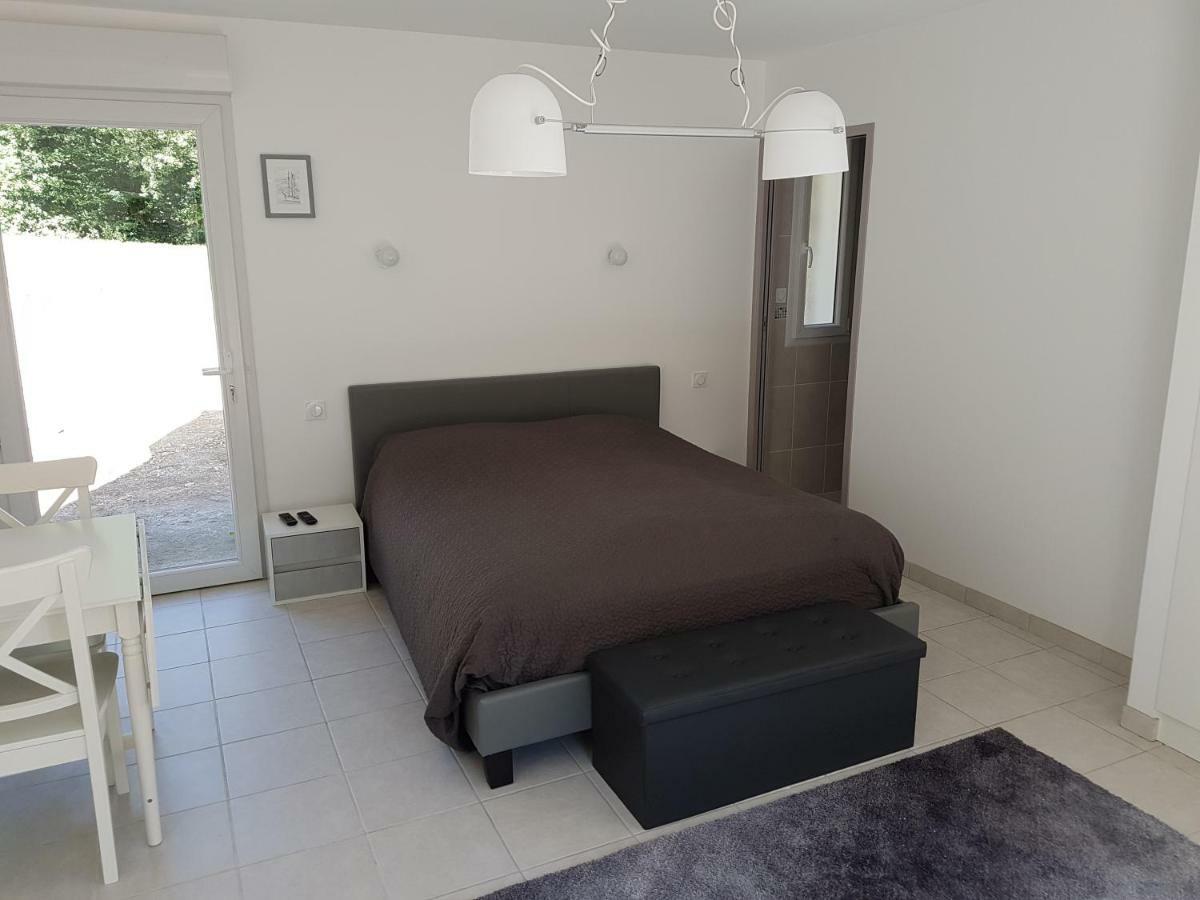 La Puisatiere Apartment Saint-Pierre-d'Artheglise Екстериор снимка